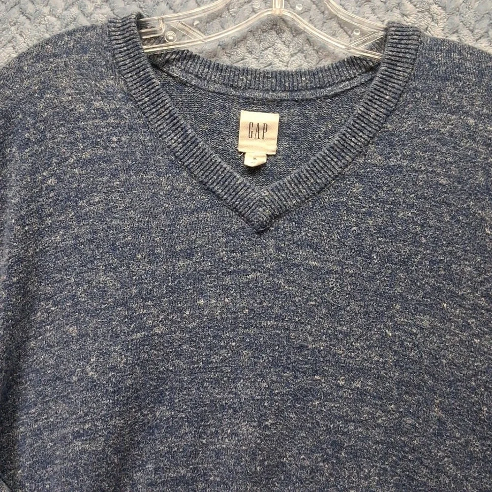 GAP neck sweater